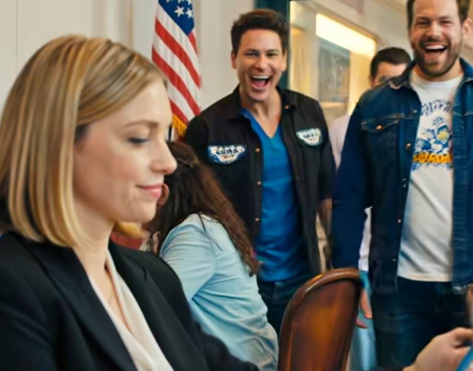 My Boyfriend Made Me Wait 2 Hours At An Expensive Restaurant For Our Anniversary. When He Finally Arrived With His Friends, He Loudly Said, “See? Told You She’d Still Be Here Like A Pathetic Puppy.” They All Laughed. We’d Been Together Three Years And I’d Just Paid Off His Car Loan. I Smiled, Ordered Another Drink. This Morning, My Phone Shows 78 Missed Calls And HIS BELONGINGS ARE IN GARBAGE BAGS AT THE DUMP… – News