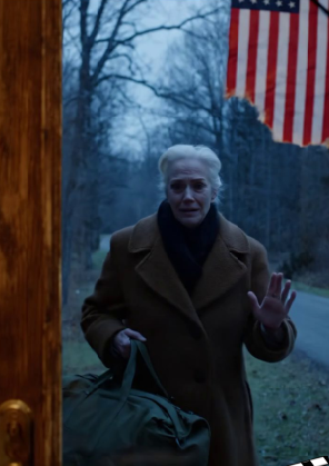 Op 83-jarige leeftijd, nadat haar kleinzoon haar huis had verkocht en haar eruit had gezet, had ze geen andere keus dan naar de zus te gaan die in Cedar Gap al 44 jaar een ‘heks’ werd genoemd; maar op het moment dat ze na dat telefoontje van 9 seconden in 1981 Keller Ridge opreed, deed haar zus de deur open voordat ze kon kloppen, en keek haar aan alsof ze al heel lang wist hoe ver het met haar zus zou aflopen. chien7 Avatar Geplaatst door  chien7 –  01/04/2026